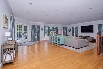 84 Spring St, Wakefield, MA 01880 - Photo 12
