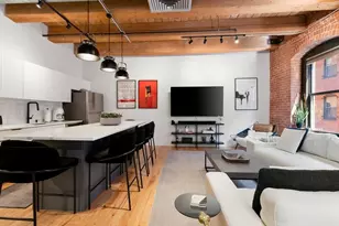 21 Wormwood St, Boston, MA 02210 - Photo 6