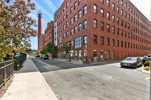 21 Wormwood St, Boston, MA 02210 - Photo 30