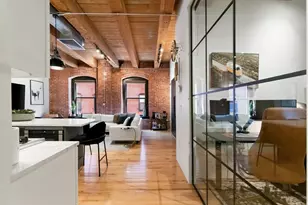 21 Wormwood St, Boston, MA 02210 - Photo 16
