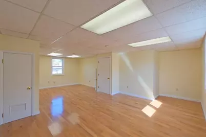 1 Chestnut Sq #A5, Sharon, MA 02067 - Photo 10