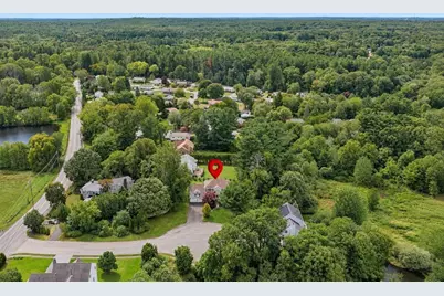 8 Taylor Way, Stoughton, MA 02027 - Photo 4
