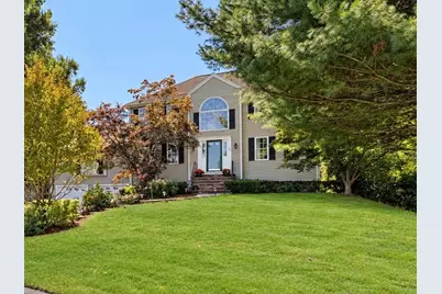 8 Taylor Way, Stoughton, MA 02027 - Photo 2