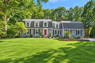 942 Salem End Rd, Framingham, MA 01702 - Photo 1