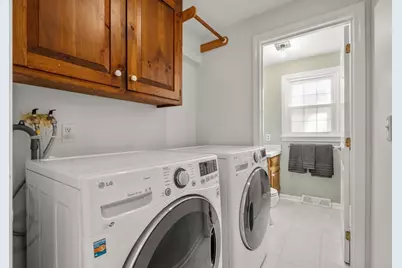 942 Salem End Road, Framingham, MA 01702 - Photo 8