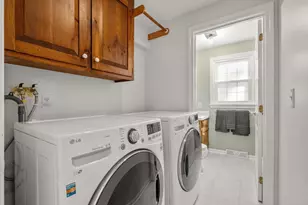 942 Salem End Rd, Framingham, MA 01702 - Photo 8