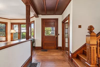 26 Walnut Pl, Newton, MA 02460 - Photo 6