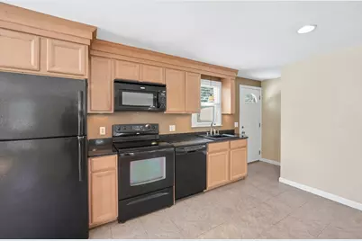 27 Aldea Ave, Dudley, MA 01571 - Photo 10
