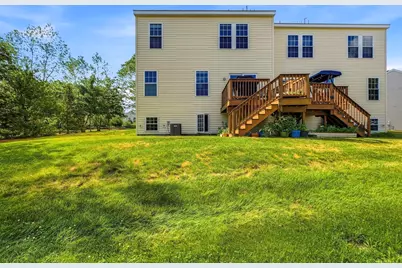 39 Frostpane Ln #39, Hopkinton, MA 01748 - Photo 38