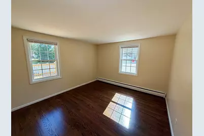 66 Greaney St, Springfield, MA 01104 - Photo 10