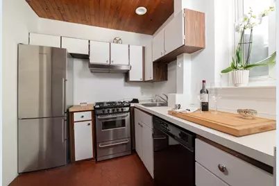 112 Pinckney St #46, Boston, MA 02114 - Photo 8