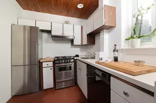 112 Pinckney St, Boston, MA 02114 - Photo 8