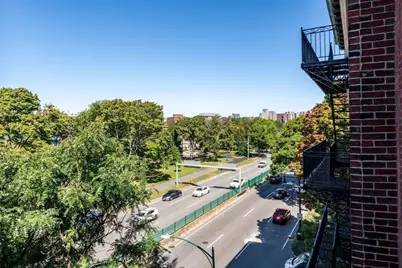 112 Pinckney St #46, Boston, MA 02114 - Photo 20