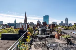 112 Pinckney St, Boston, MA 02114 - Photo 28