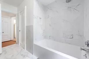 112 Pinckney St, Boston, MA 02114 - Photo 16