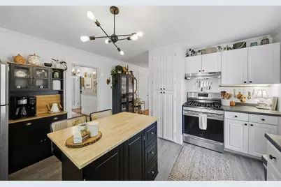 10 Green St #10, Medfield, MA 02052 - Photo 4
