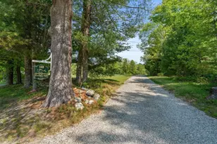 168 Centre St, Dover, MA 02030 - Photo 42