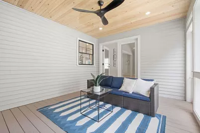 11 Lexington St, Burlington, MA 01803 - Photo 34
