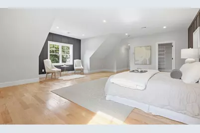11 Lexington St, Burlington, MA 01803 - Photo 22