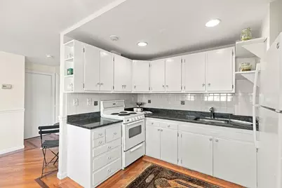54 Lexington Ave #32, Gloucester, MA 01930 - Photo 8