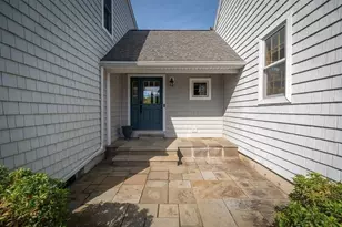 44 Warren St, Georgetown, MA 01833 - Photo 4