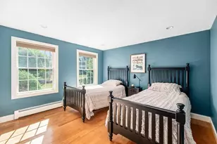 44 Warren St, Georgetown, MA 01833 - Photo 12
