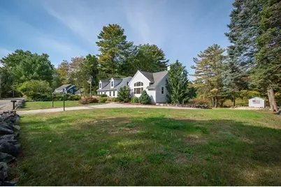 44 Warren St, Georgetown, MA 01833 - Photo 30