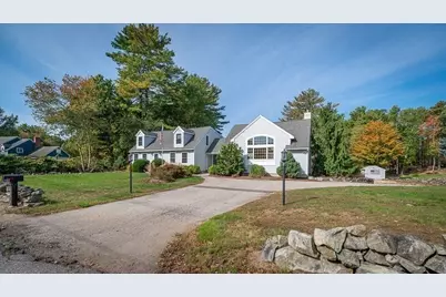 44 Warren St, Georgetown, MA 01833 - Photo 1