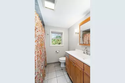 44 Warren St, Georgetown, MA 01833 - Photo 22