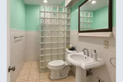 10-12 Bradbury Ave, Medford, MA 02155 - Photo 30