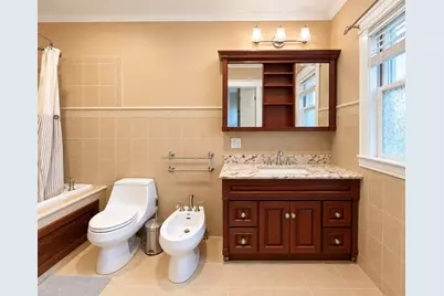 10-12 Bradbury Ave, Medford, MA 02155 - Photo 26