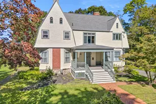 32 Morton St, Andover, MA 01810 - Photo 2