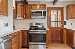 65 Albion St, Everett, MA 02149 - Photo 6