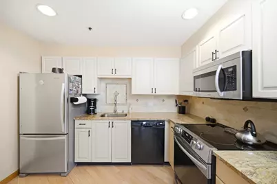 2001 Marina Dr #312, Quincy, MA 02171 - Photo 8