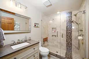 2001 Marina Dr, Quincy, MA 02171 - Photo 12