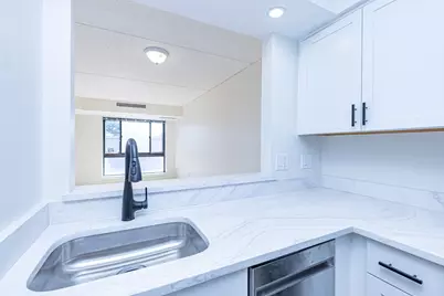 60 Rantoul St. #503N, Beverly, MA 01915 - Photo 8