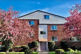 1274 Beacon, Newton, MA 02468 - Photo 2