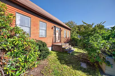 52 Donny Dr, New Bedford, MA 02740 - Photo 2