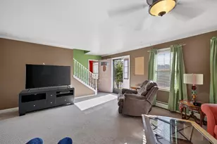 52 Donny Dr, New Bedford, MA 02740 - Photo 4