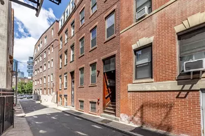 11 Wiget Street #1, Boston, MA 02113 - Photo 18