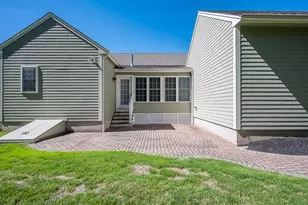 81 Nicholas Dr, Lancaster, MA 01523 - Photo 8