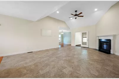 81 Nicholas Dr, Lancaster, MA 01523 - Photo 14
