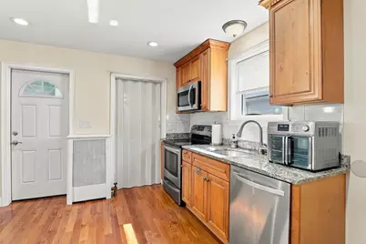 7 Geneva Avenue, Lynn, MA 01905 - Photo 12