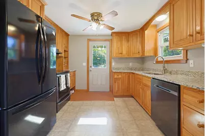 73 Hickory Rd., Attleboro, MA 02703 - Photo 10