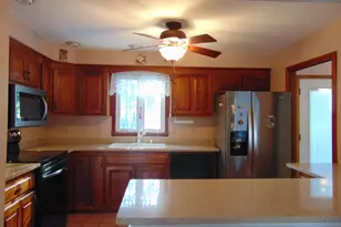 123 Eva Dr, Leominster, MA 01453 - Photo 6
