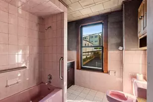 150 Falcon St, Boston, MA 02128 - Photo 20