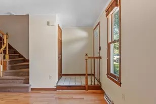 895 Wellman Ave, Chelmsford, MA 01863 - Photo 4