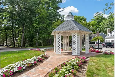 895 Wellman Avenue #895, Chelmsford, MA 01863 - Photo 32