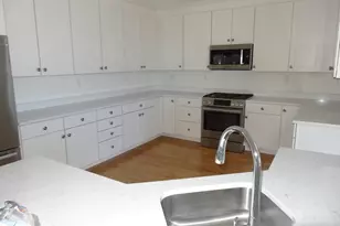 16 Taylor Dr, Reading, MA 01867 - Photo 2