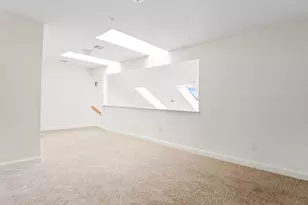 16 Taylor Dr, Reading, MA 01867 - Photo 8